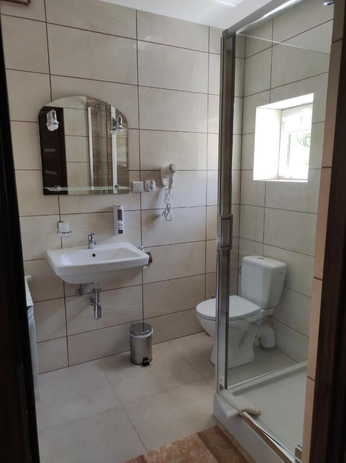 Rezydencja Bukowy Dwór Czarna  Exterior foto