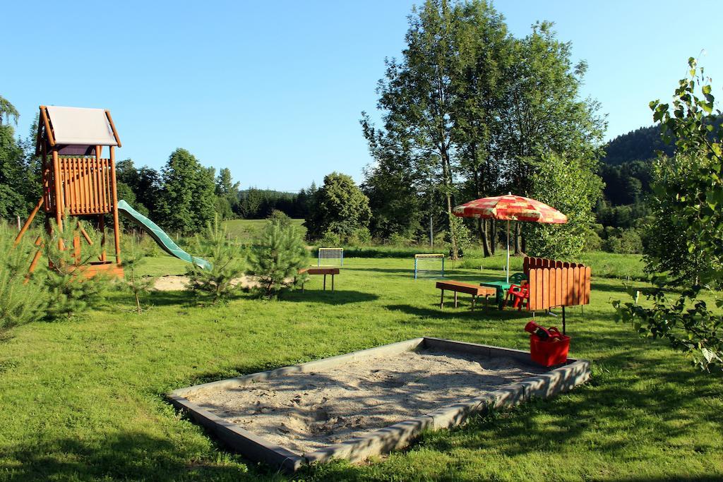 Rezydencja Bukowy Dwór Czarna  Exterior foto